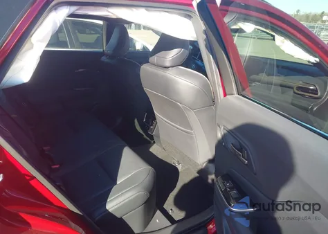 2025 Toyota Crown Signia Limited из США, поврежденный, VIN JTDACAAJ5S3022893